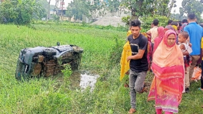 ‘পেছন থেকে গাড়িটা আইসা মামারে মাইরা দিছে’