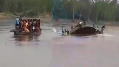 মুহূর্তেই করতোয়া নদীতে যেভাবে ডুবে গেল নৌকাটি (ভিডিও)