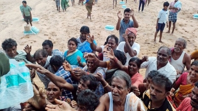 খোলা আকাশের নিচে পাকিস্তানের বানভাসিরা, ক্ষুধা-অসুখে হাহাকার