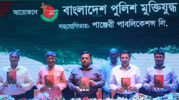 বঙ্গবন্ধুর-স্বাধীনতা-সংগ্রামে-ছায়া-সহচর-ছিল-পুলিশ-আইজিপি