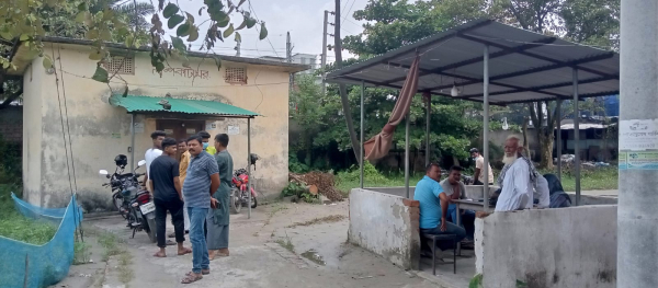 ঘুমন্ত-স্বামীকে-কুপিয়ে-হত্যার-পর-পালালো-স্ত্রী