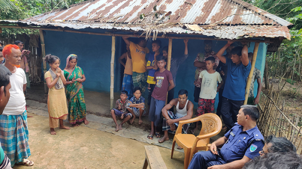 গরু-বের-করতে-গিয়ে-স্ত্রী-দেখলেন-স্বামীর-ঝুলন্ত-লাশ