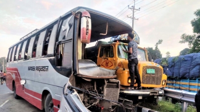 টাঙ্গাইলে চার গাড়ির সংঘর্ষে প্রাণ গেল ২ জনের, আহত ২৫