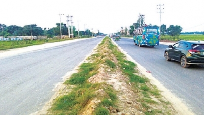 ৬ লেন সড়কের পাঁচ কিলোমিটার দৃশ্যমান