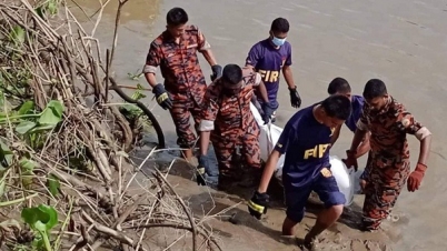 দু’দিন পর ভেসে উঠল আনাসের নিথর দেহ