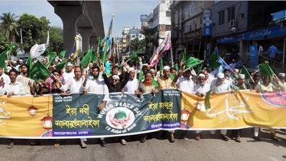 রাজধানীসহ সারাদেশে ধর্মীয় ভাবগাম্ভীর্যে ঈদে মিলাদুন্নবী (সা.) উদযাপিত