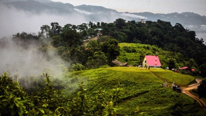 সাজেকে আটকা হাজারো পর্যটক